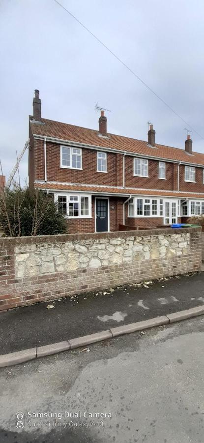 Hartendale Villa Flamborough Exterior photo